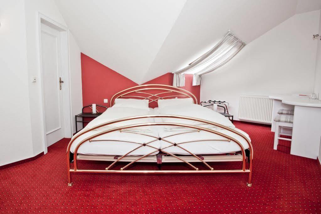 Landhotel Imhof Neuhof  Eksteriør billede